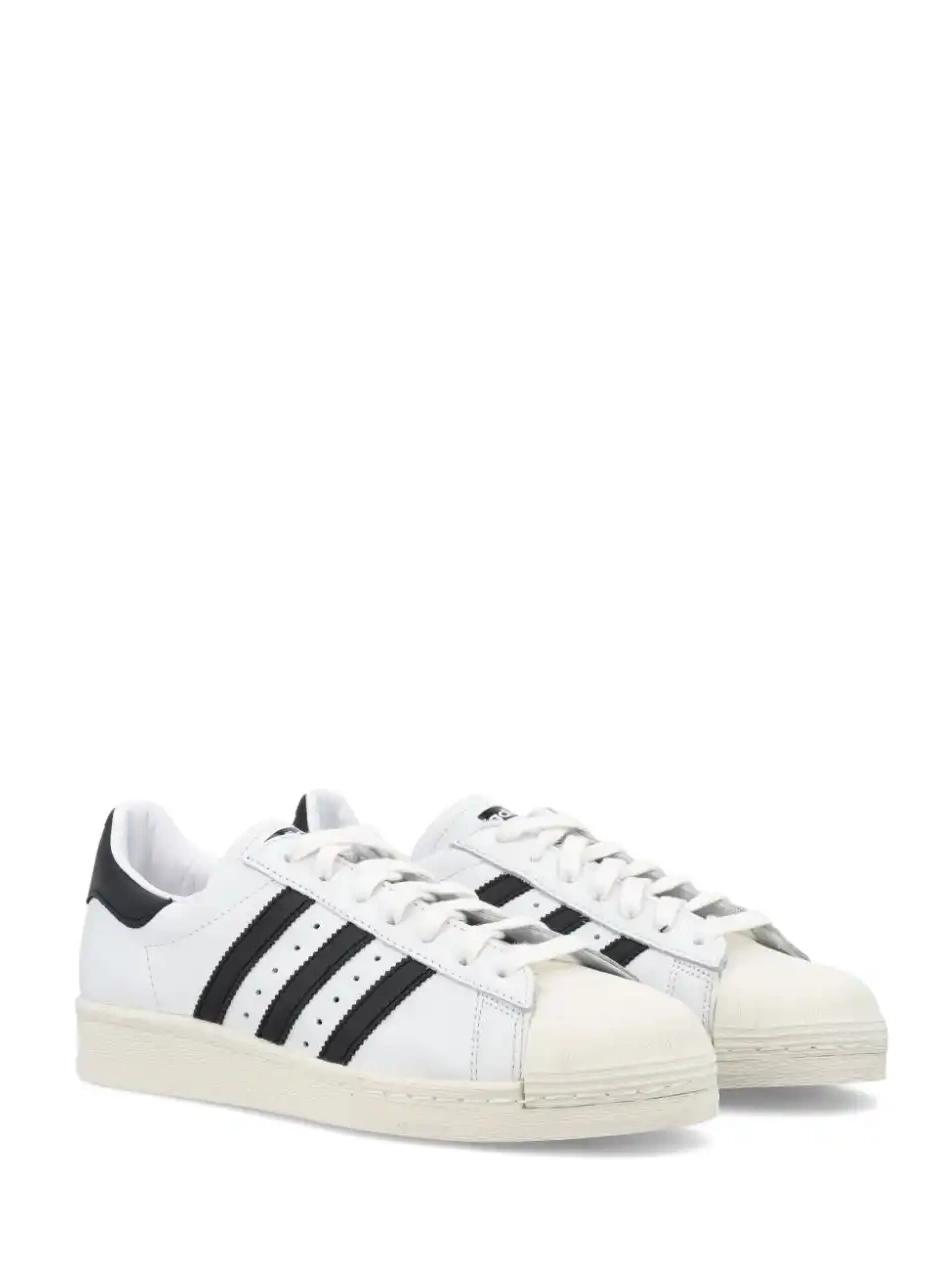 Cheap low-top Superstar 82 adidas   0210