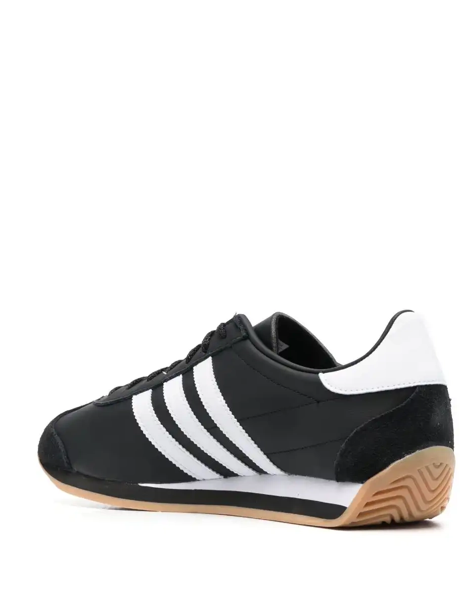 Cheap adidas low-top OG Country   0220