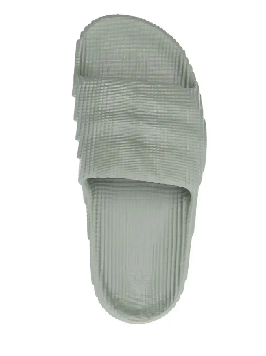 Cheap slides Adilette  22 chuncky-sole adidas 0210